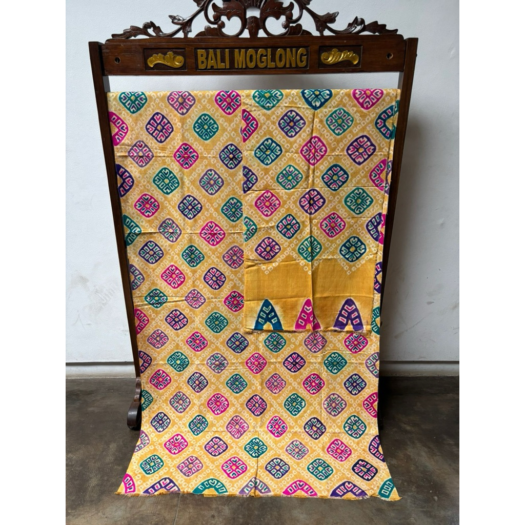 BALI MOGLONG - BUNDLE SONGKET JEMBRANA SUTRA JUMLUTAN DENGAN SELENDANG