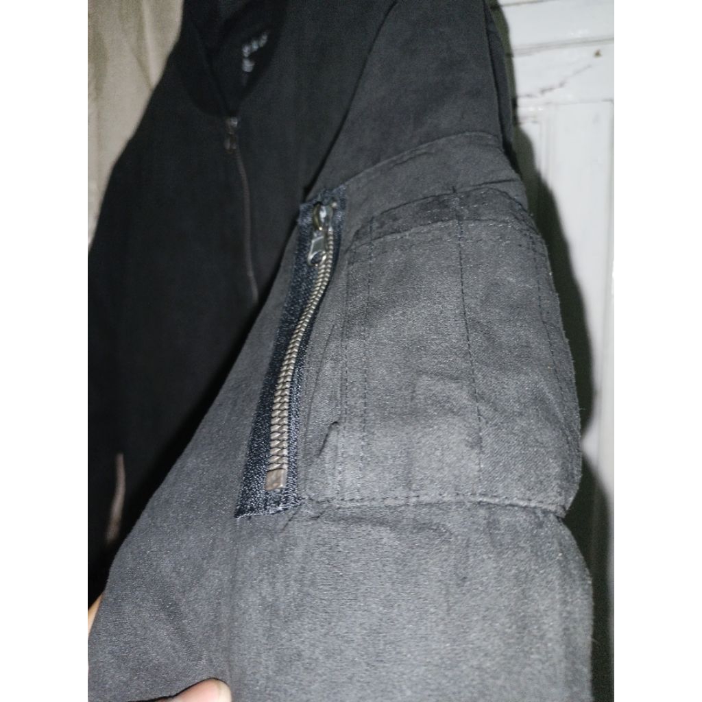 jaket bomber swede hitam second