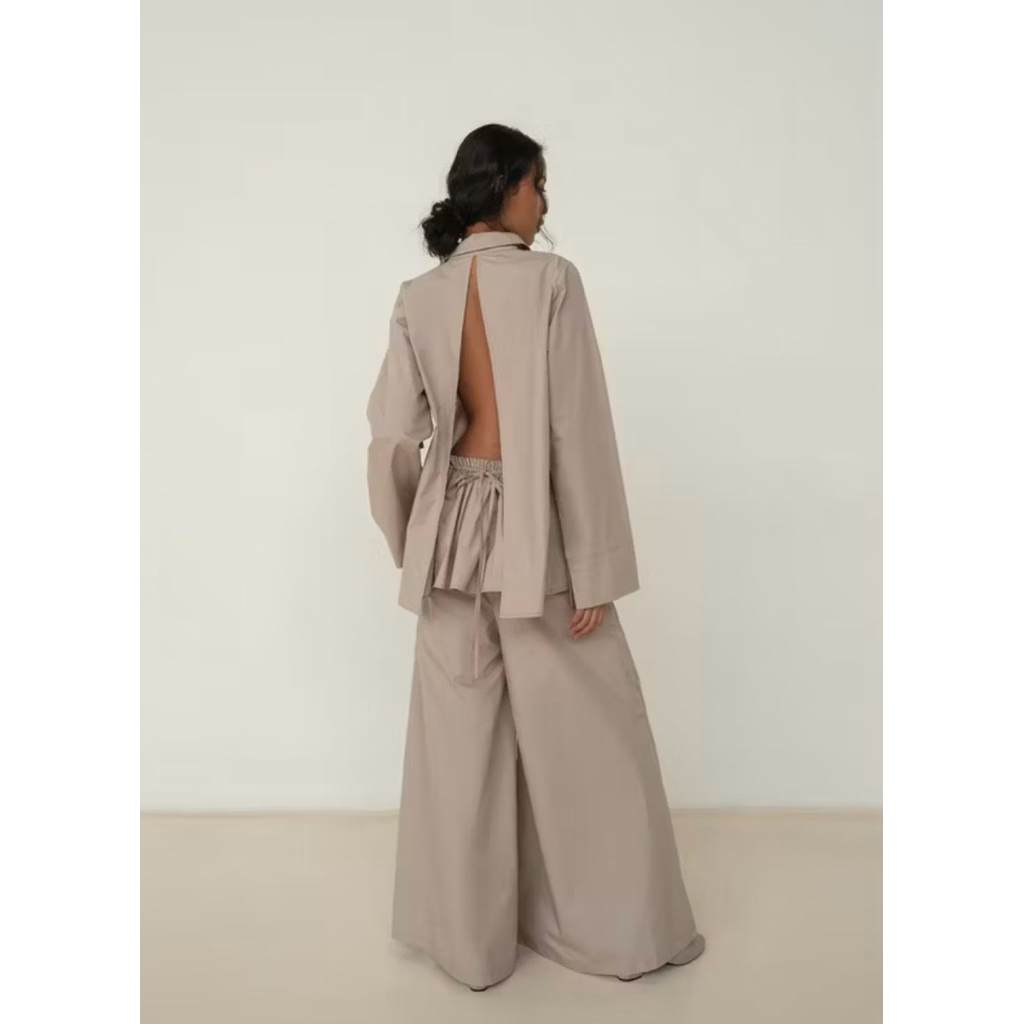 BBYS | Preloved Saya Tales x Anaz Oversized Backless Shirt