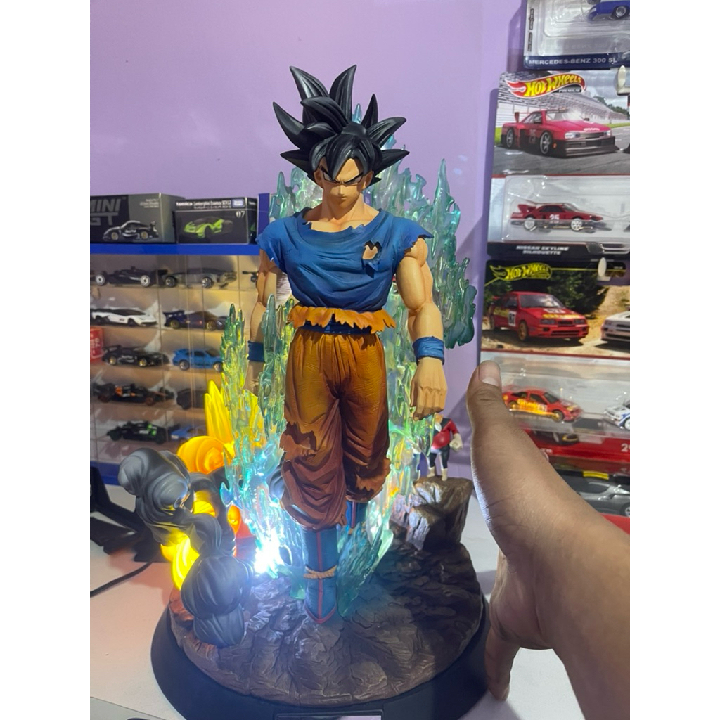 Dragonball resin status 1/6 figure class goku ui ultra instict