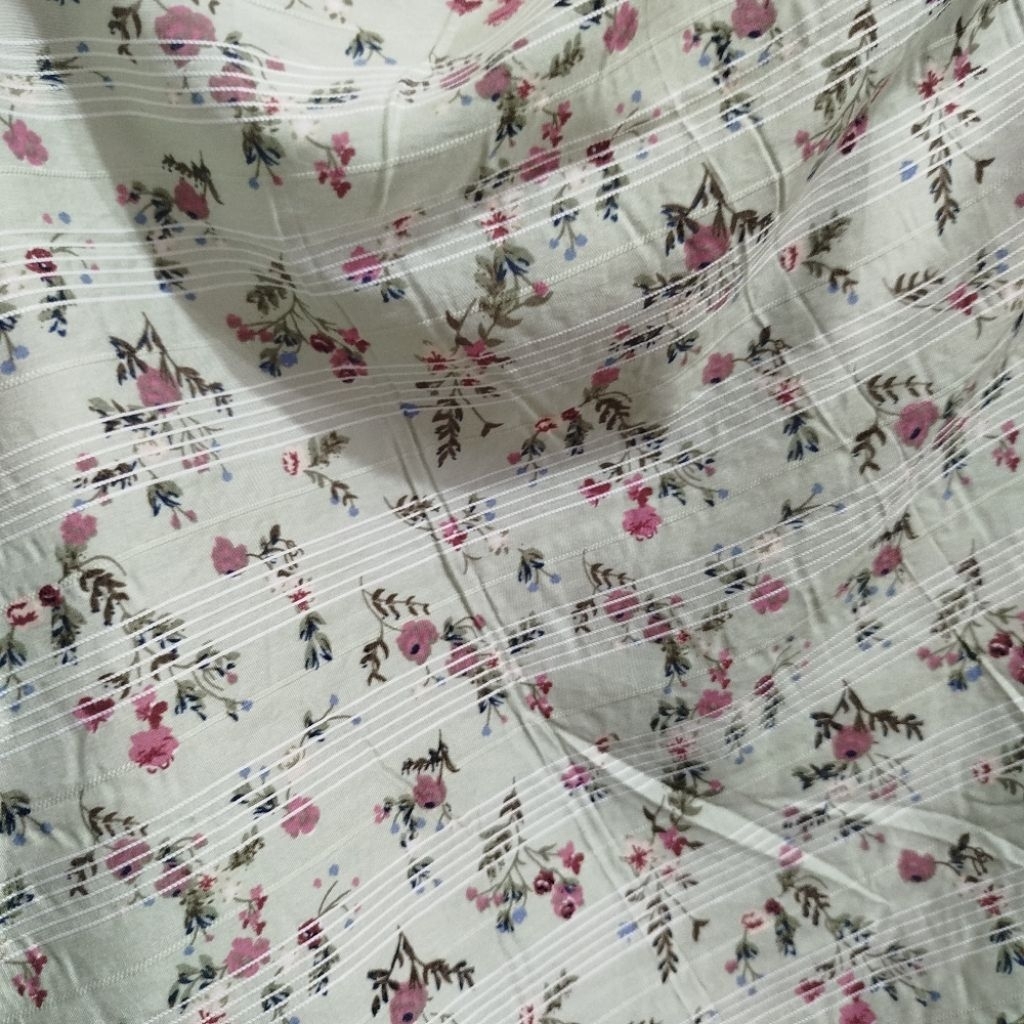 Kain Katun Silki Doby Floral Mini Premium – Cocok untuk Gamis, Dress,Kemeja & Baju Anak - Kain Katun