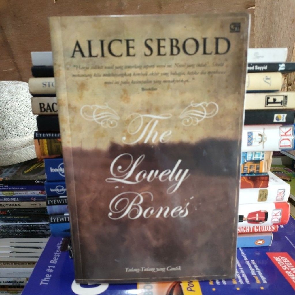 Novel original The Lovely Bones by Alice Sebold