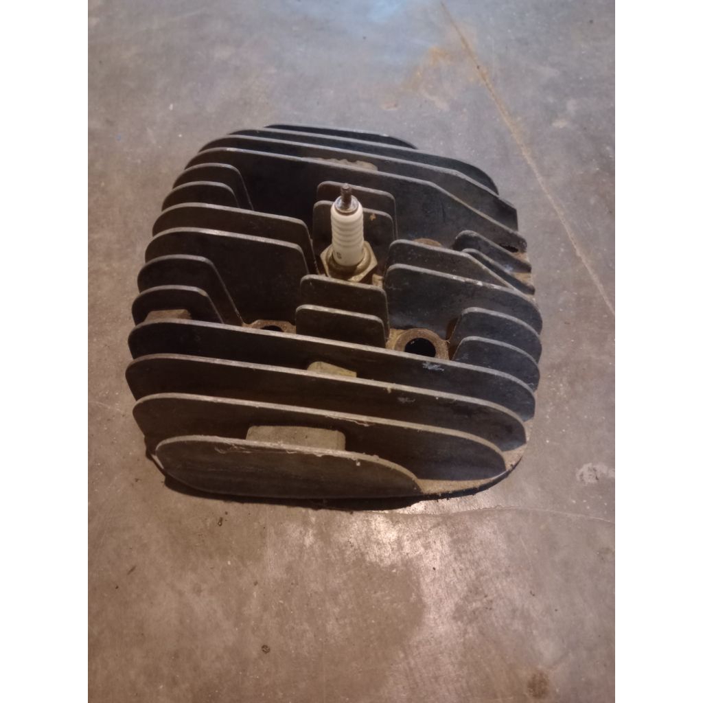 Kop head Yamaha DT100 second