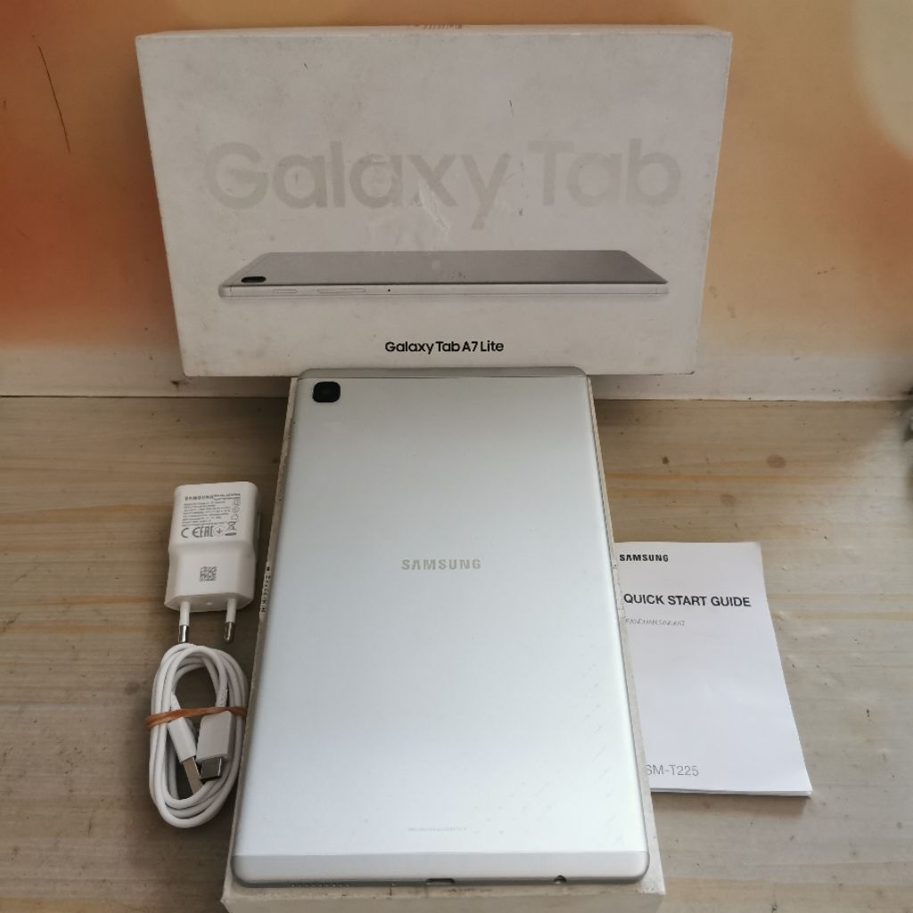 Samsung Tab A7 Lite ram 3GB 32GB Silver Bekas - Fullset Garansi Resmi - second