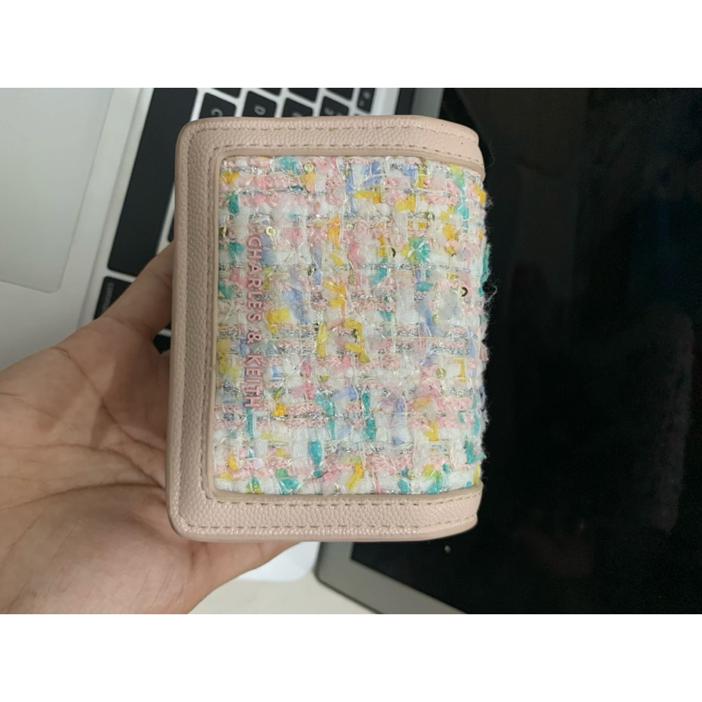 preloved charles and keith dompet