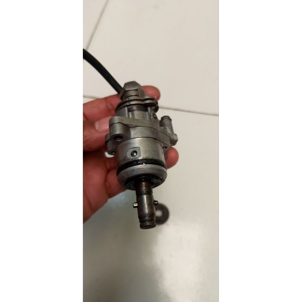 Pompa oli samping F1zr cabutan