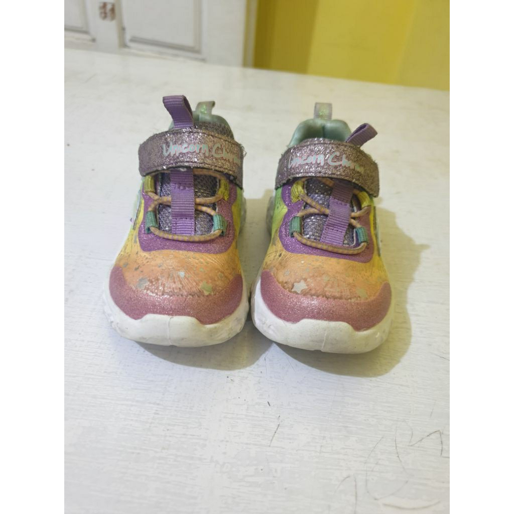 (PRELOVED) Sepatu Skechers Unicorn No Box