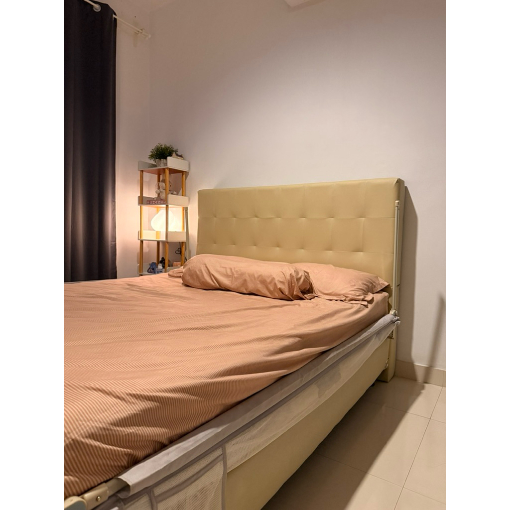 (Preloved) AIRLAND Bed (160x200)