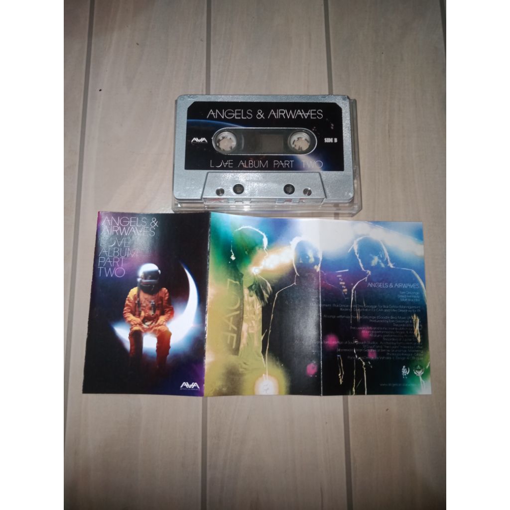 kaset pita angels and airwaves love part 2 bootleg