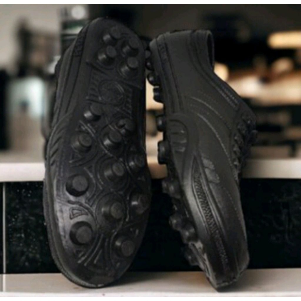 Sepatu kebun anti licin sepatu berkebun TANI/ sepatu bola