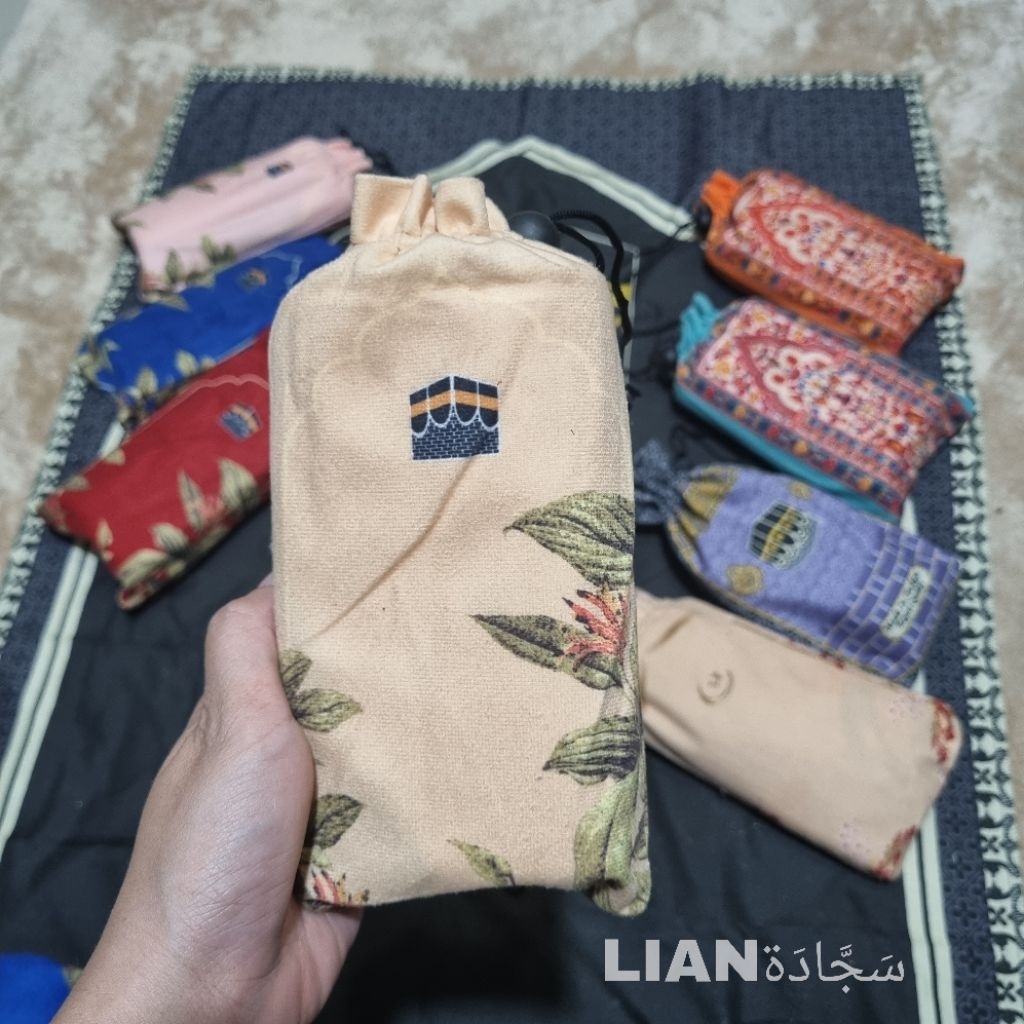 Sajadah kain / Sajadah Tipis / sajadah travel pouch