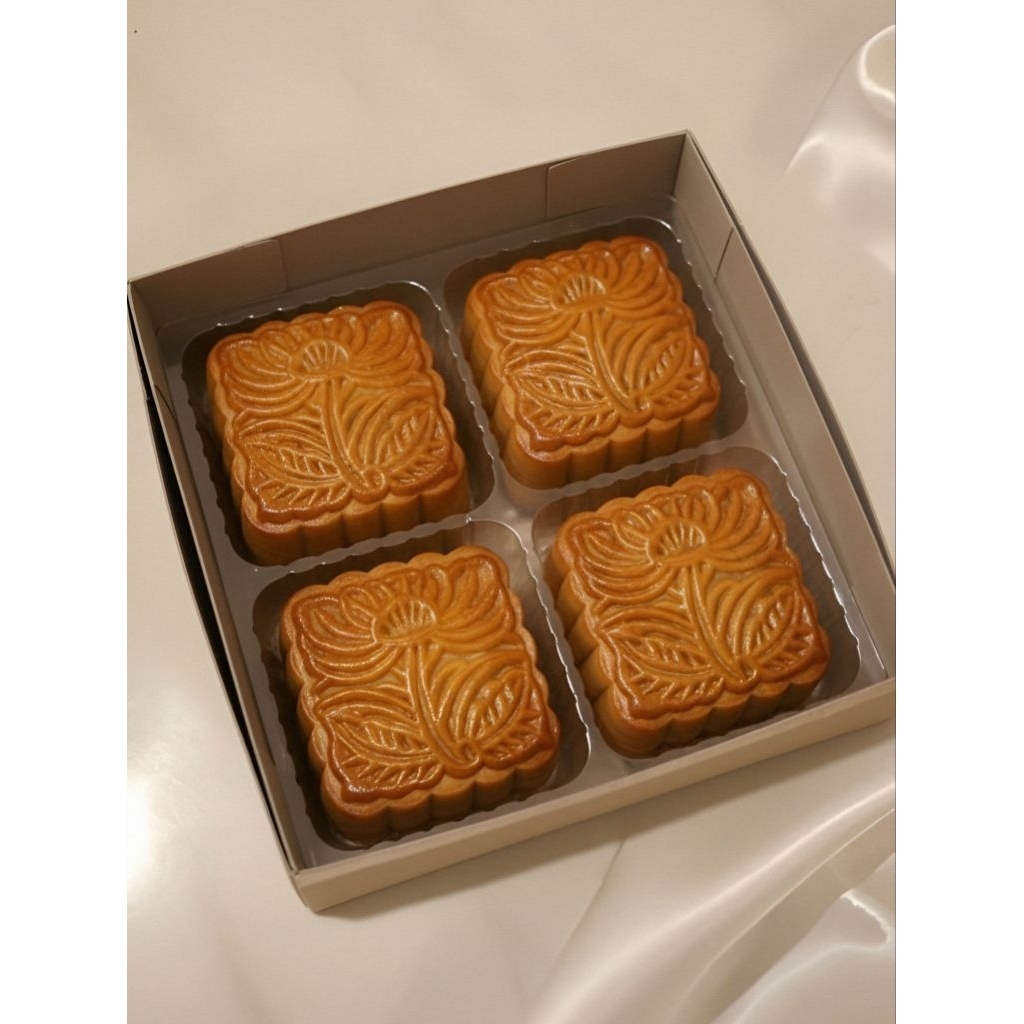 Kue Bulan Mooncake Premium Isi 4 Tong Jiu Pia Tausa Leng Yong Durian