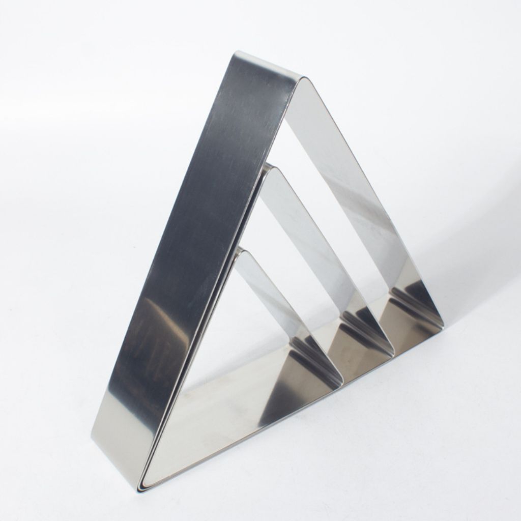 Ring cutter segitiga / Alat pemotong cincin segitiga / Ring Roti Cromboloni segitiga / Cookie cutter