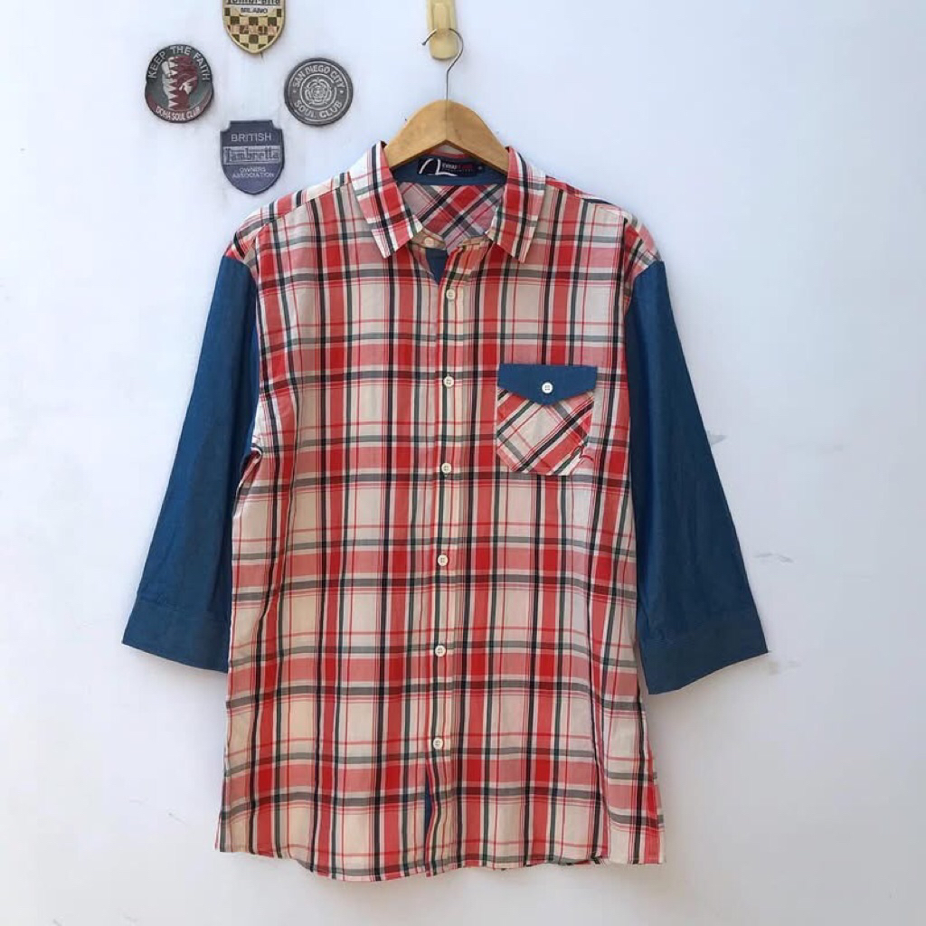Vintage evisu genes Raw and vintage evisujeans Red tartan Shirt 3/4 sleeves  Size Fit M  PxL : 76 x5