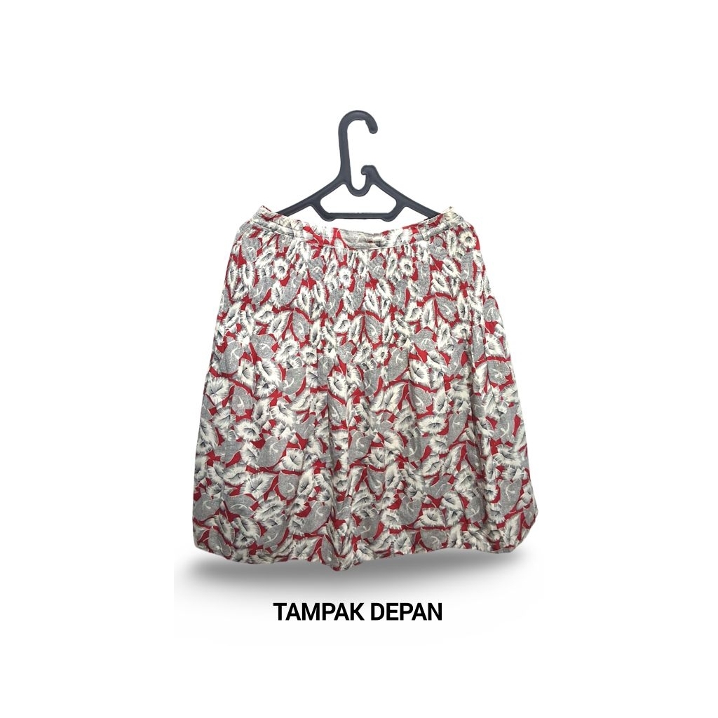Rok Pendek / Mini Skirt / Vintage / Corak Bunga