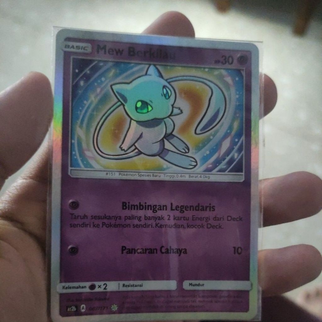 Pokemon tcg Shiny mew/mew berkilau + 5 kartu random