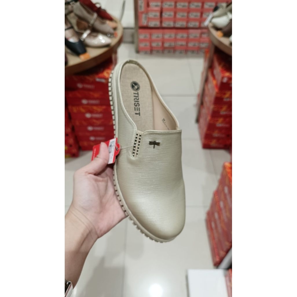 Sepatu Selop wanita brand Triset