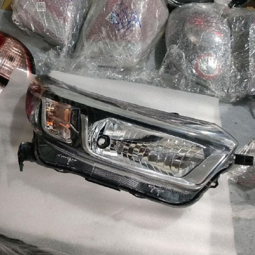 Headlamp Lampu Depan Honda Brio Satya E 2023 2024  kanan Original