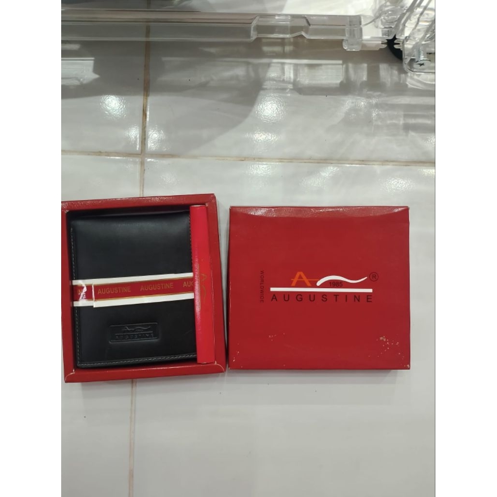 Dompet AGUSTINE