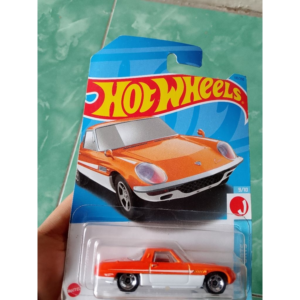 hot wheels 1968 Mazda Cosmo Sport