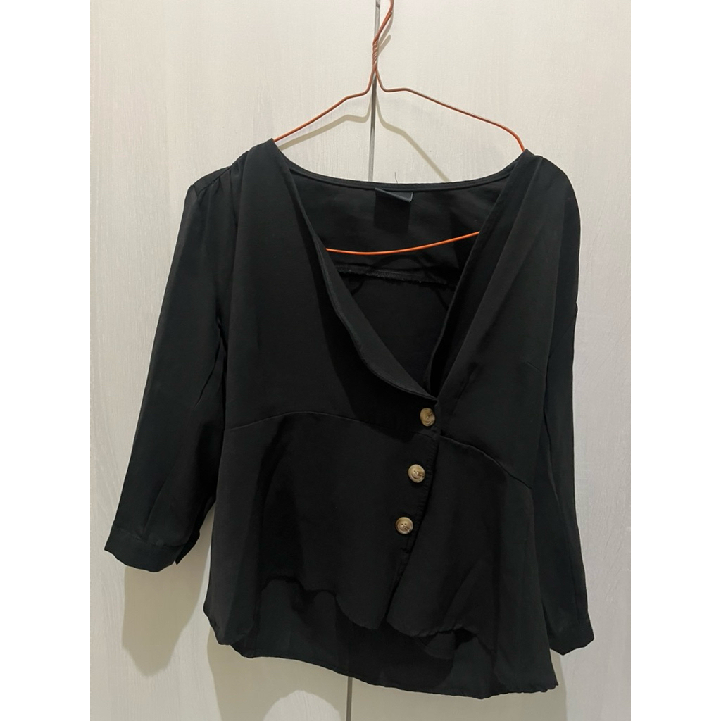 this is april (Preloved)