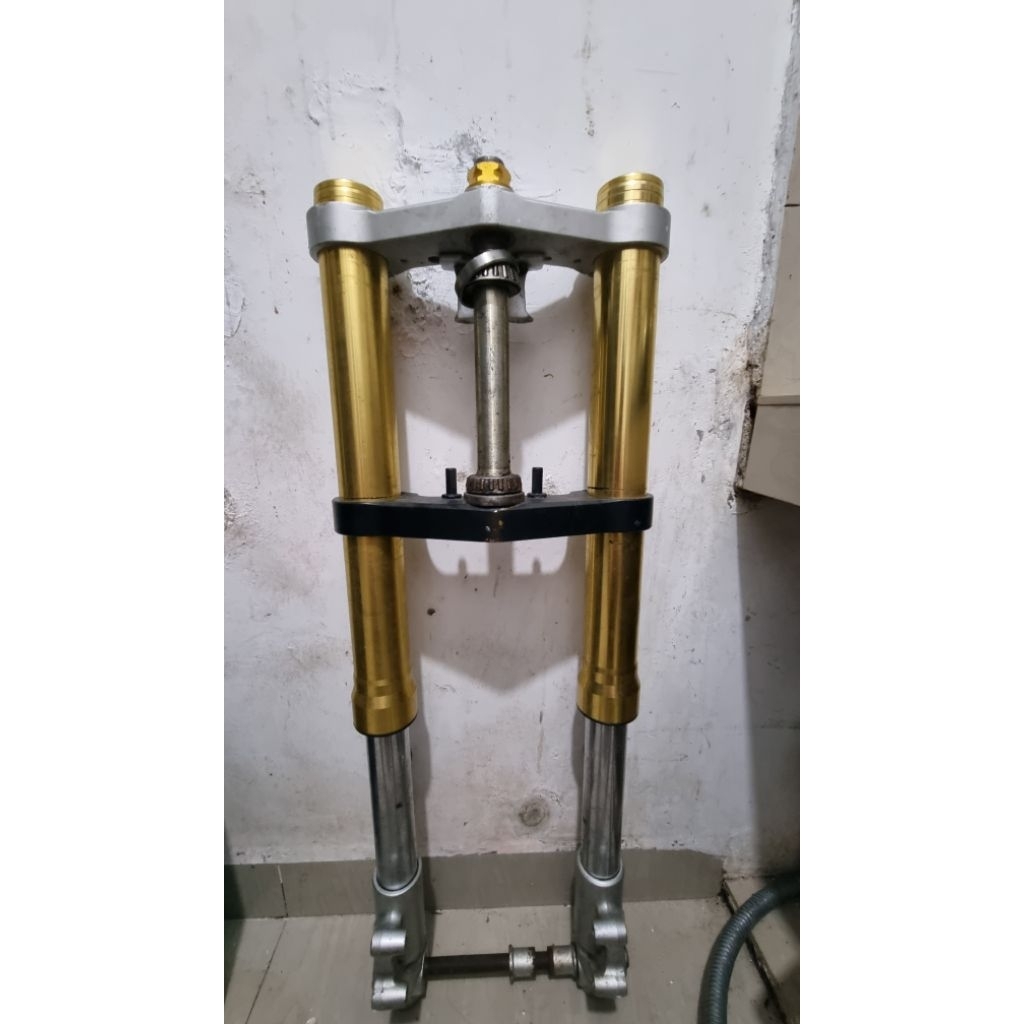 USD second Merek NUI 51mm Besar Double Disc UPSIDEDOWN UPSIDE DOWN NINJA 250 R25 R15 VIXION .Bekas d