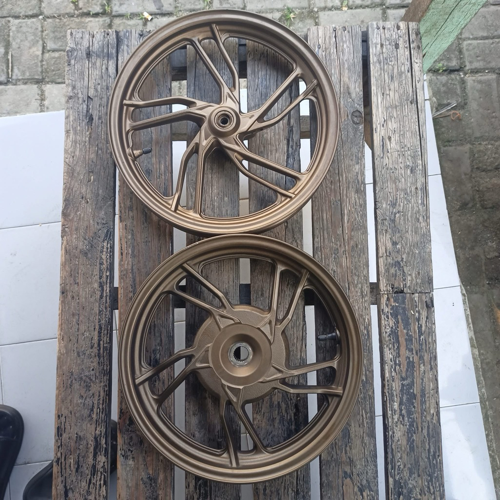 VELG DEPAN BELAKANG VARIO 125/150 NEW