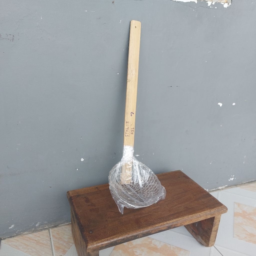 saringan mie ayam / serokan mie ayam gagang kayu