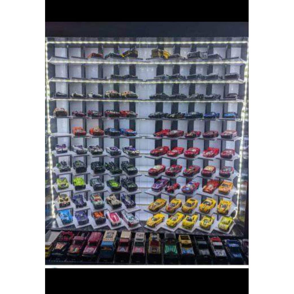 rak hotwheels serong 100slot batle+LED+penutup akrilik