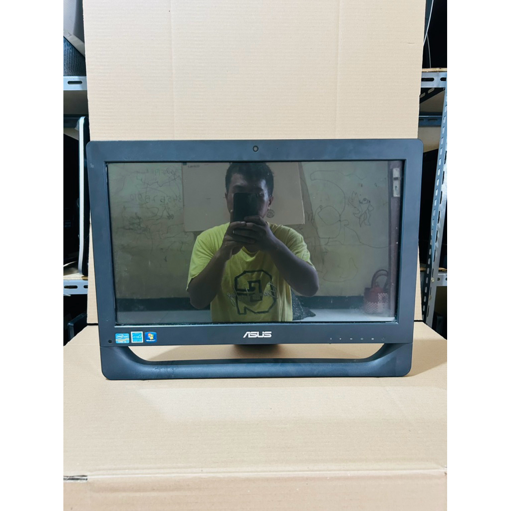 PC AIO ALL IN ONE ASUS CORE I5 RAM 4GB HDD 500GB LAYAR 20 INCH