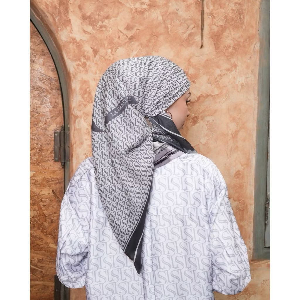 La Sabelle hijab scraft pouch NEW