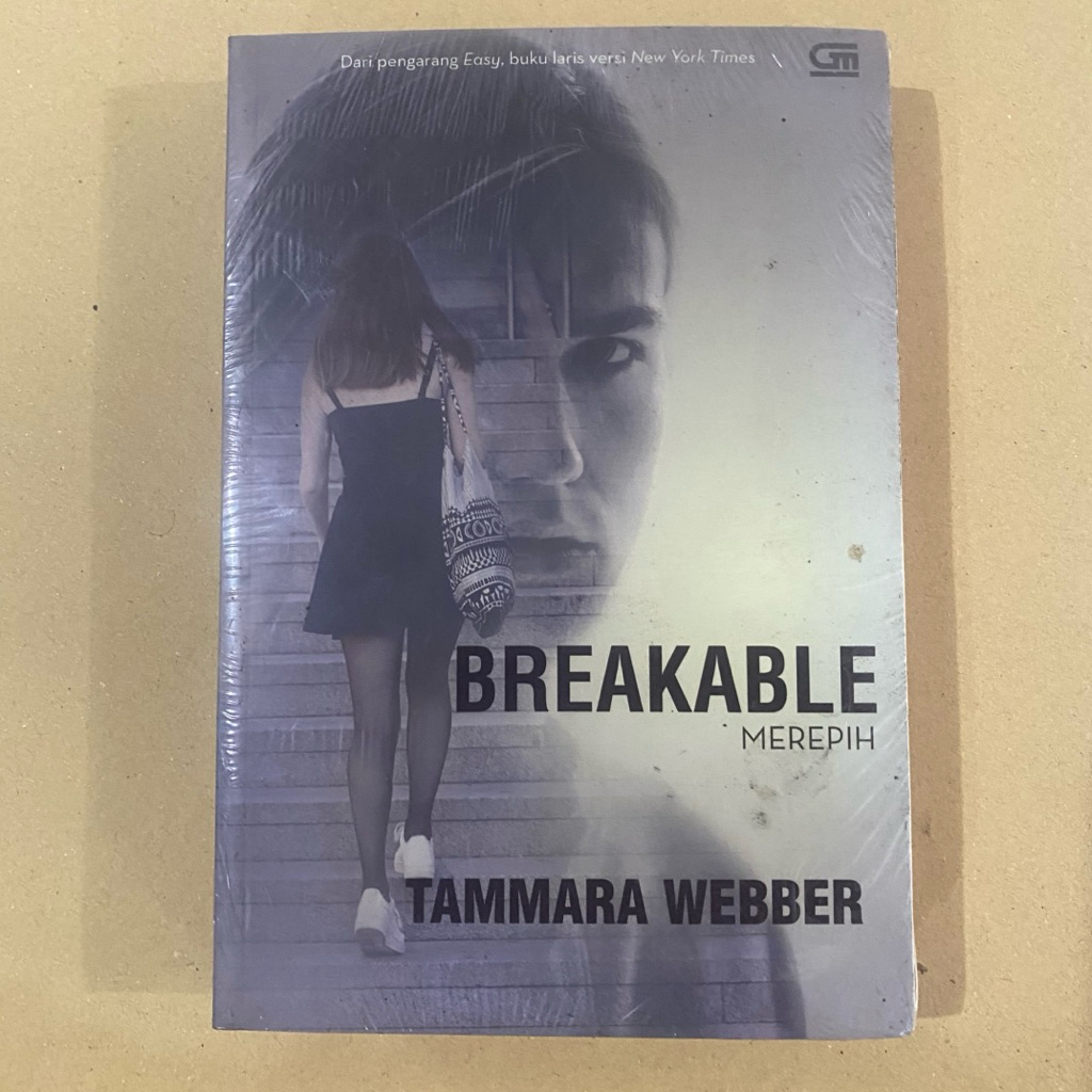 Buku Novel obral BREAKABLE MEREPIH / tammara webber / gramedia