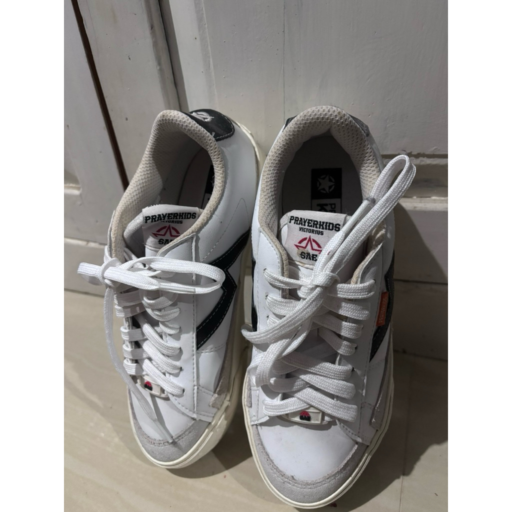 Sepatu Prayer Kids