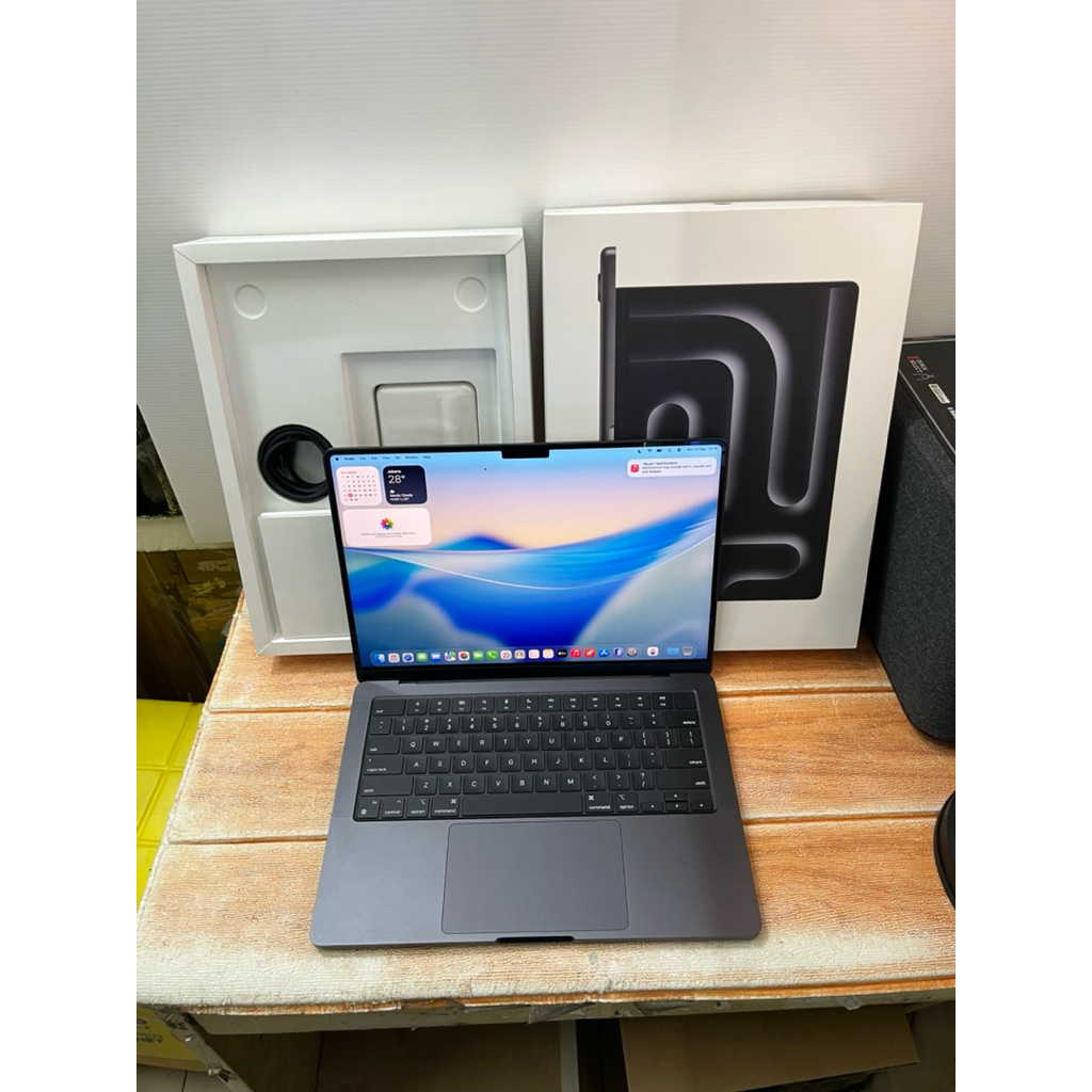 Macbook Pro 14 inch M4 Pro 24GB 1TB IBOX Second Like New