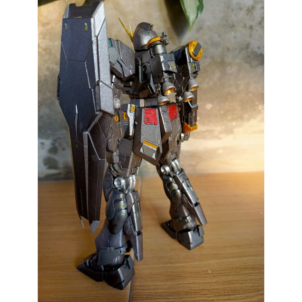 MG NU GUNDAM VERKA BANDAI bekas