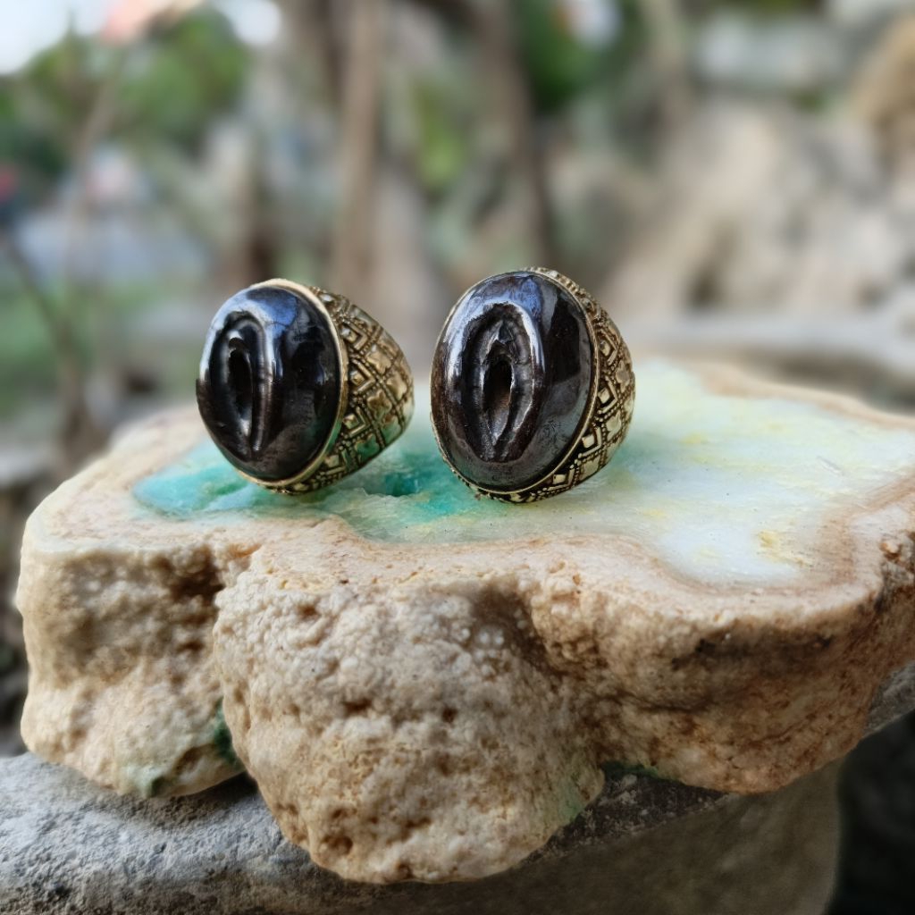 batu combong selonatah