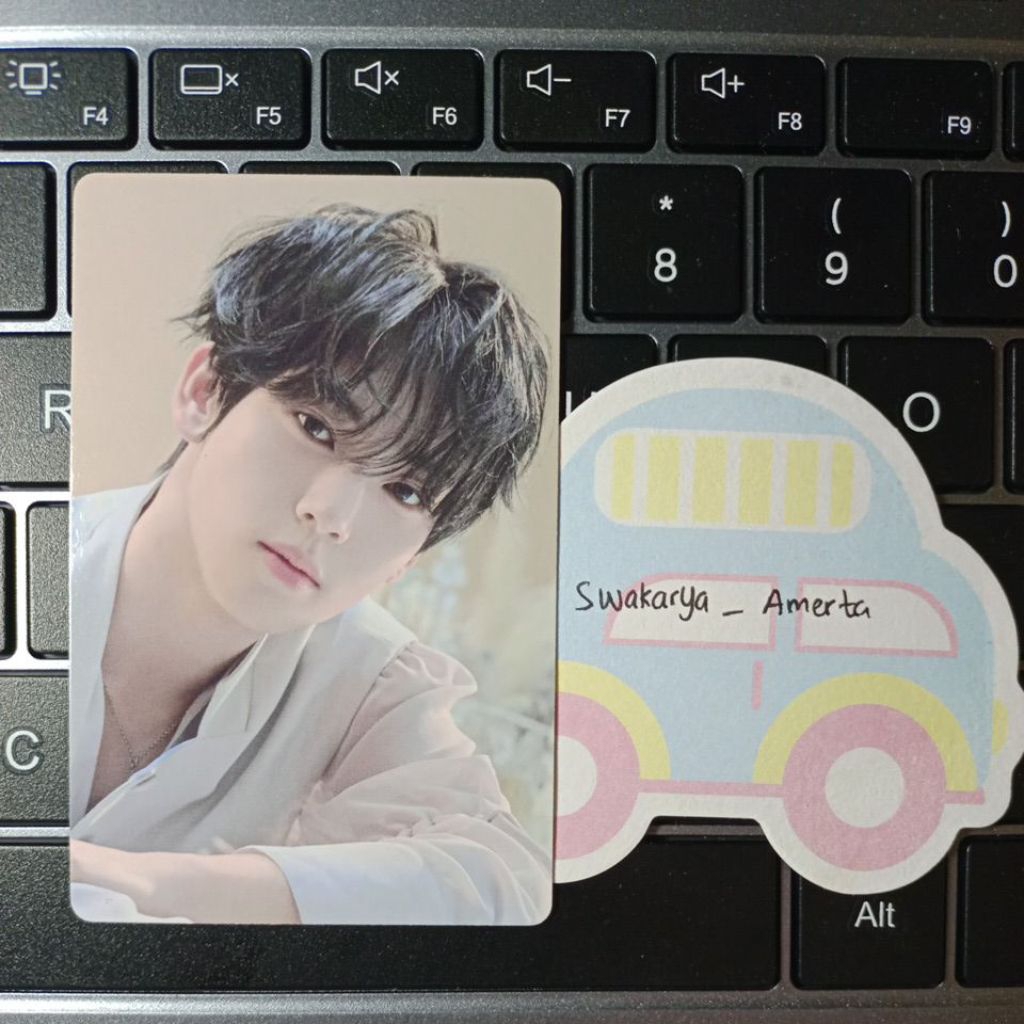 [OFFICIAL, TOLONG BACA DESKRIPSI] PC Photocard Han Yujin ZB1 Blue Paradise