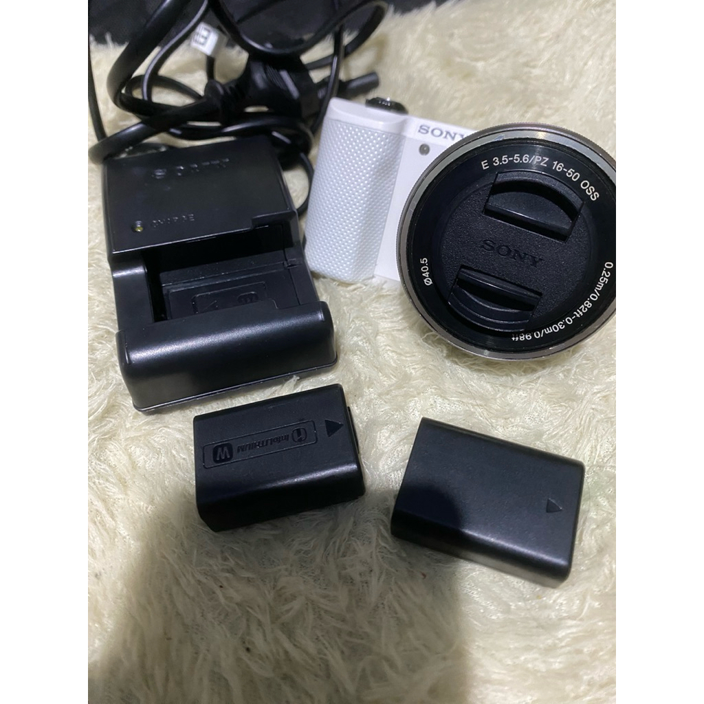 Kamera Sony A5000 Second White
