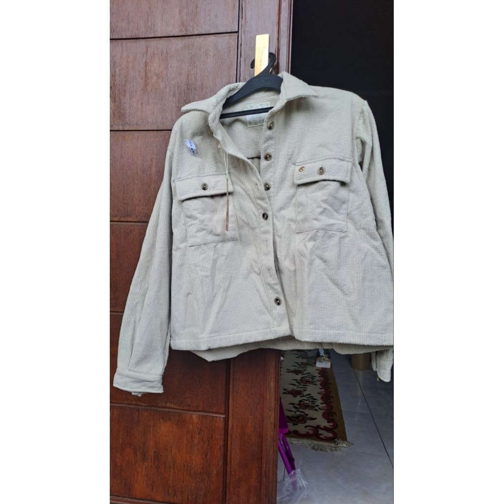 Triset Cream Jacket Outer/ jaket krem triset original