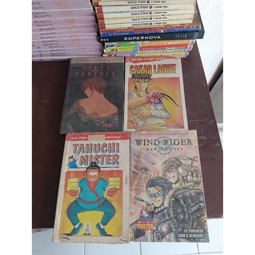 Komik Indonesia - Is Yuniarto : Wind Rider / Ds Group : Tahuchi Mister / Felix : Grand Pandora : Aro