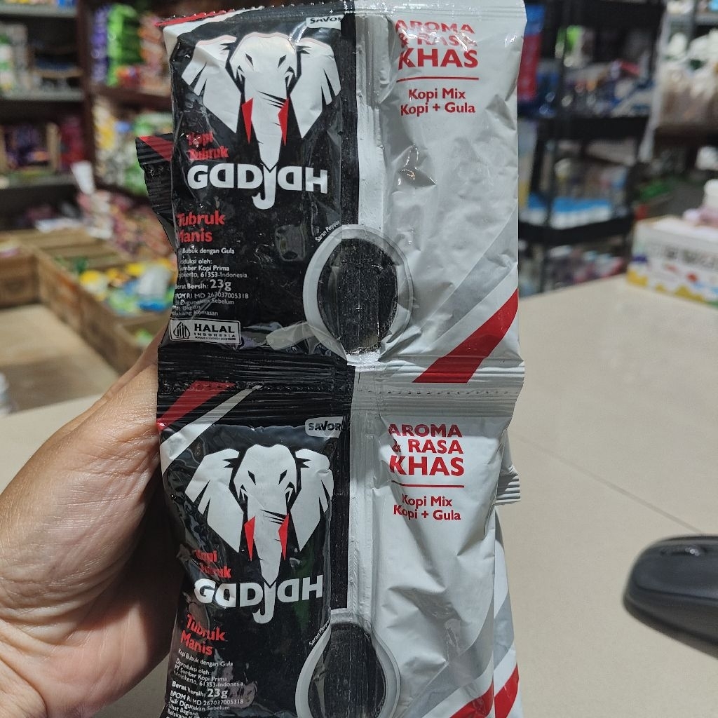 kopi gajah tubruk + gula 1 renceng isi 10 sachet