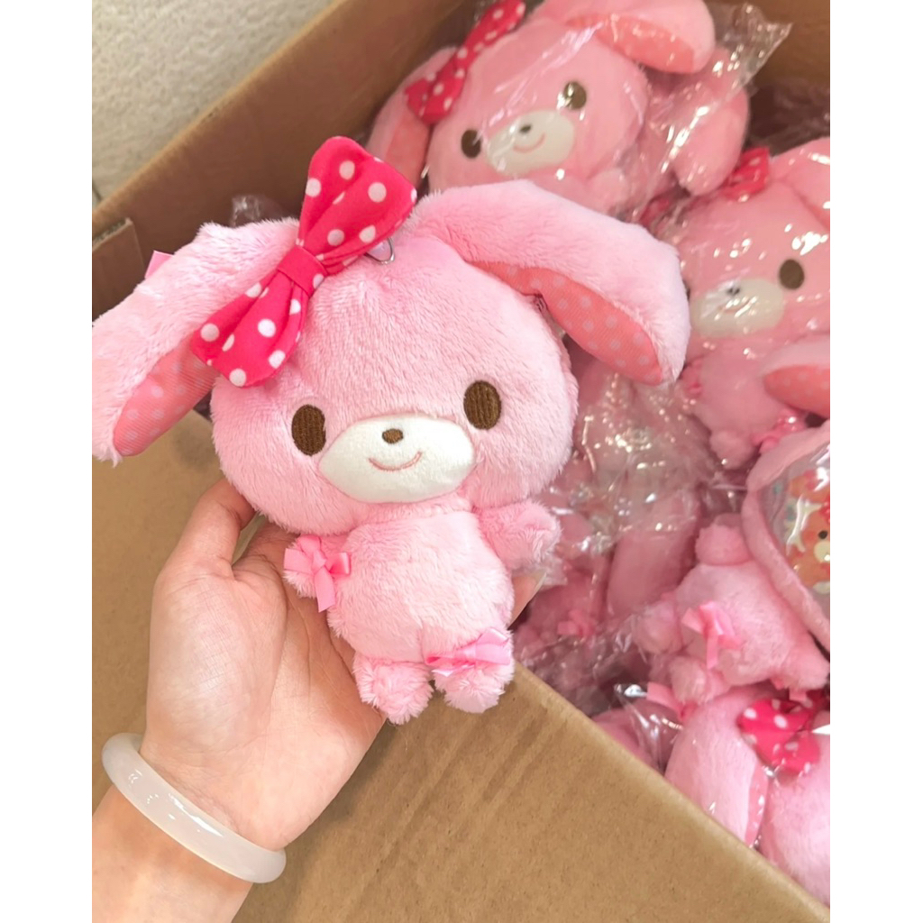 [PREORDER] Boneka Gantungan Sanrio Bonbonribbon – Plush Pink Bunny dengan Pita Polkadot