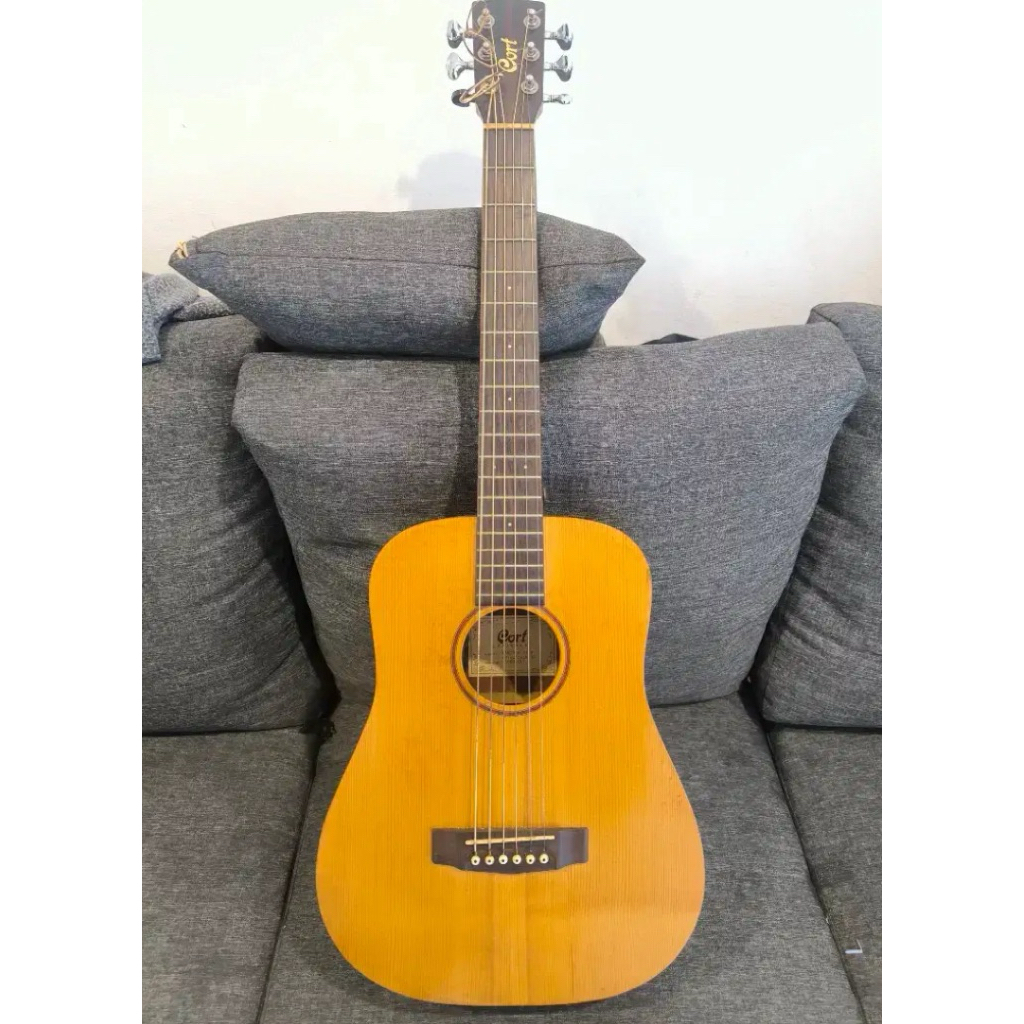 Gitar cort earth mini adirondack accoustic Electric