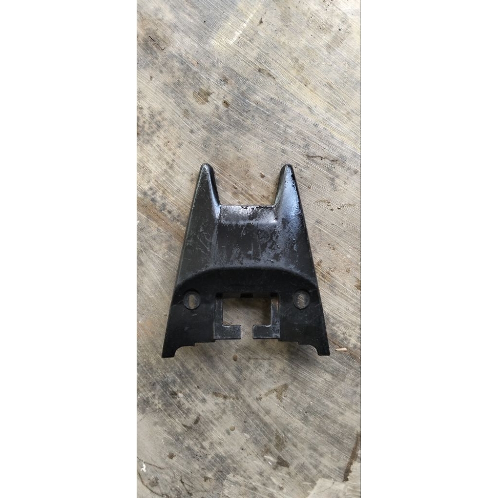 cover tail tutup lampu belakang ekor kawasaki zx 130 original kawasaki