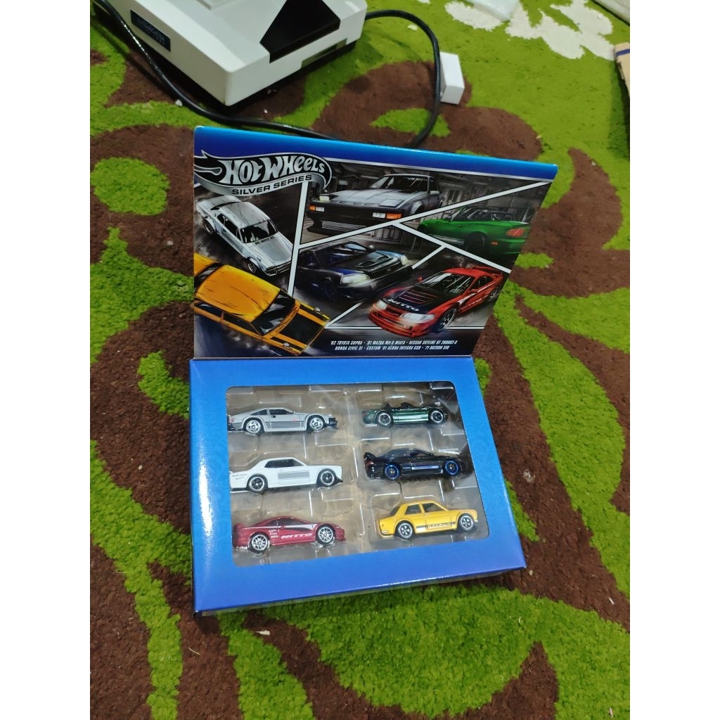 Hot Wheels Multi Pack Silver Series 82 Toyota Supra 91 Mazda MX-Miata Nissan Skyline HT 2000GT Honda