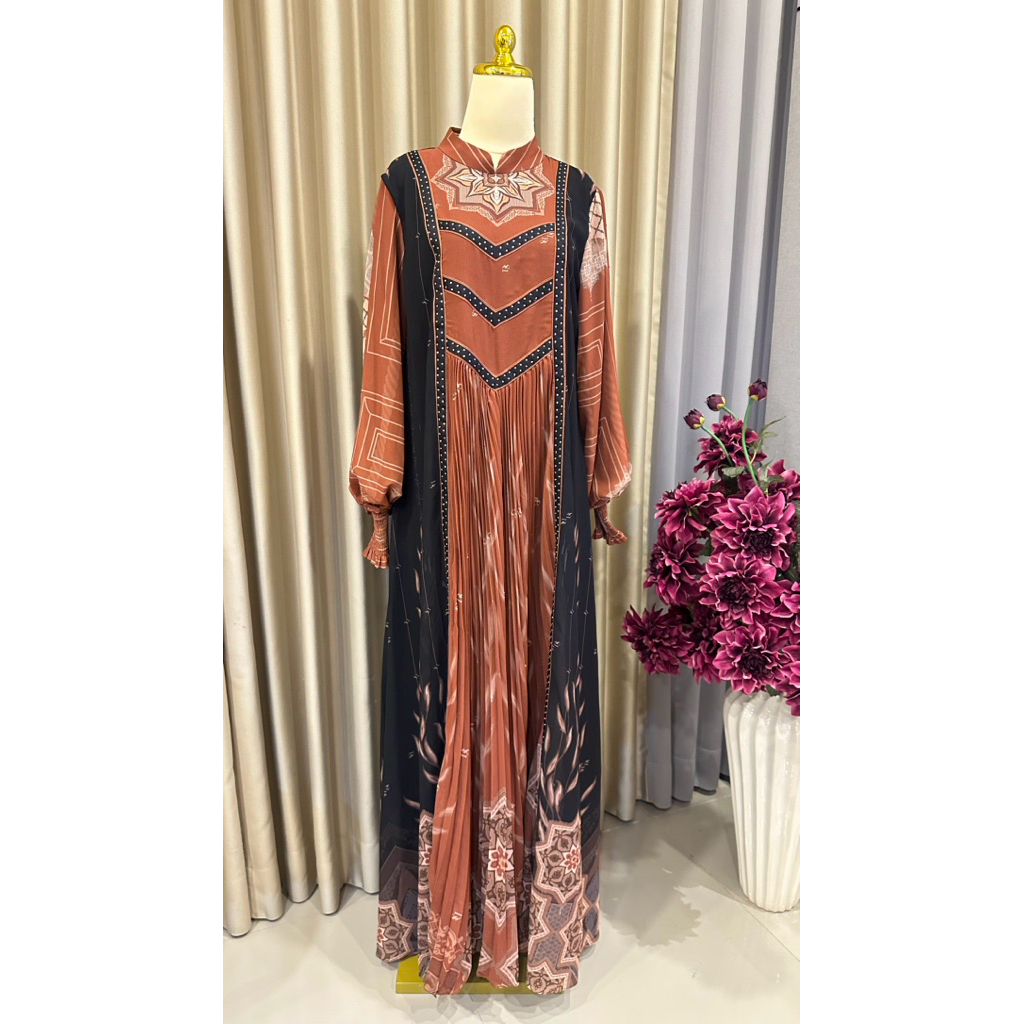 Dines sukijo syari premium