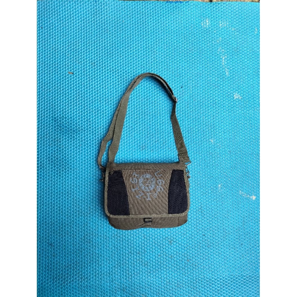 Slingbag/Tas Harian Daily/Tas Pria Cowok/Tas Hp Hape Second Brand U.G.Z.G