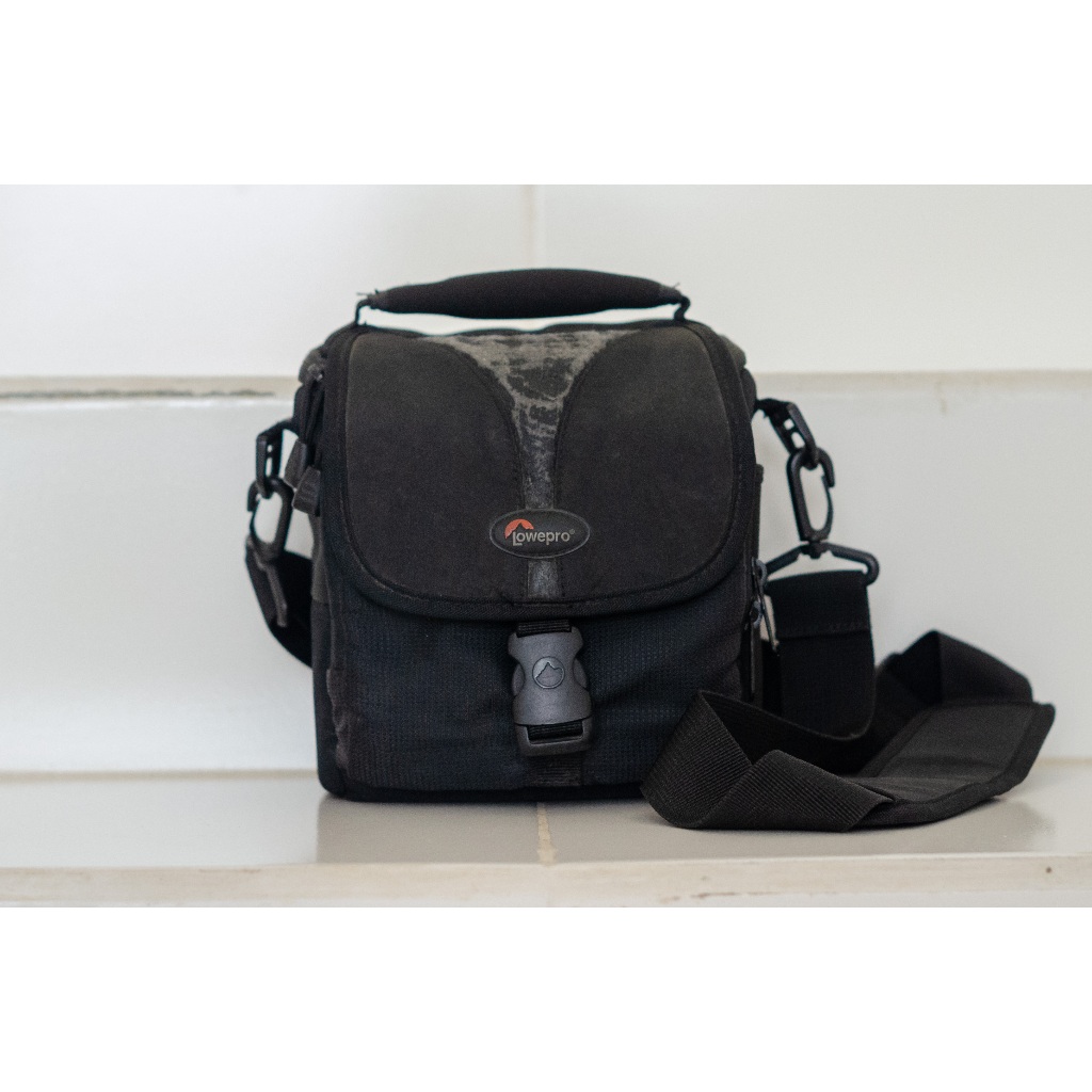 TAS LOWEPRO KAMERA DSLR MIRRORLESS LENSA BEKAS MASIH BAGUS