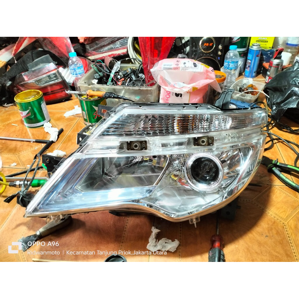 Headlamp lampu depan Serena  C26 2019