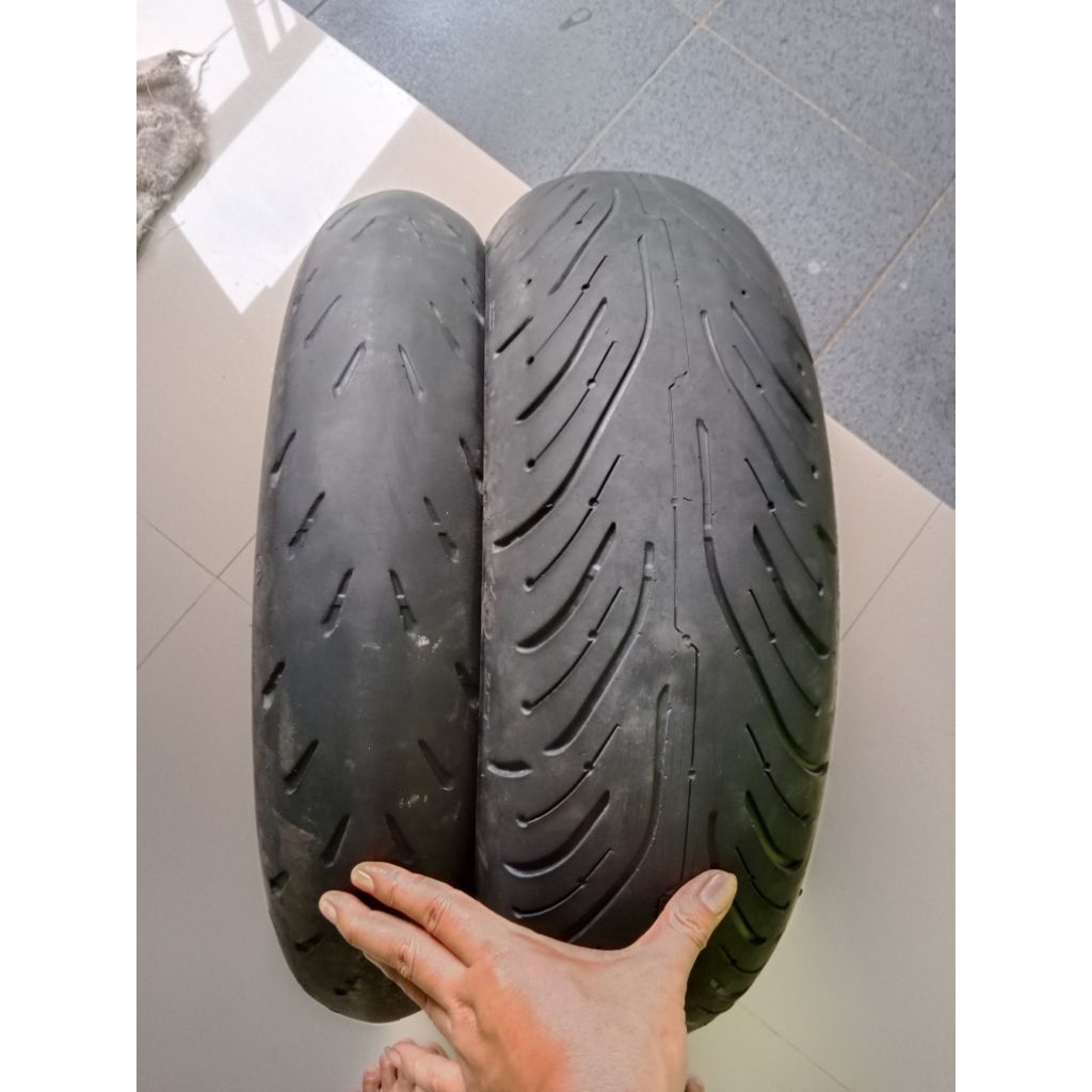 ban michelin 120/70_17